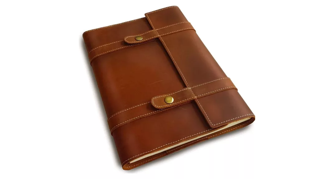 Le-Vent-A4-Refillable-Leather-Journal.jpg